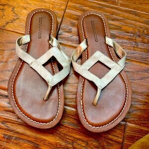 Bernardo size 8 1/2 brown and silver sandals. Worn a handful of times